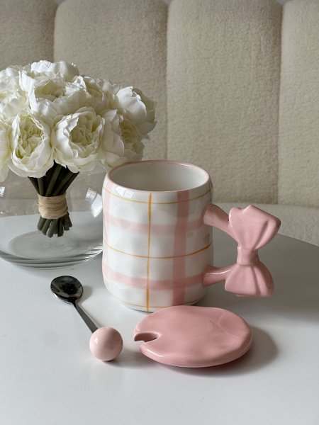 كوب الڤيونكة مع ملعقة وغطاء🎀